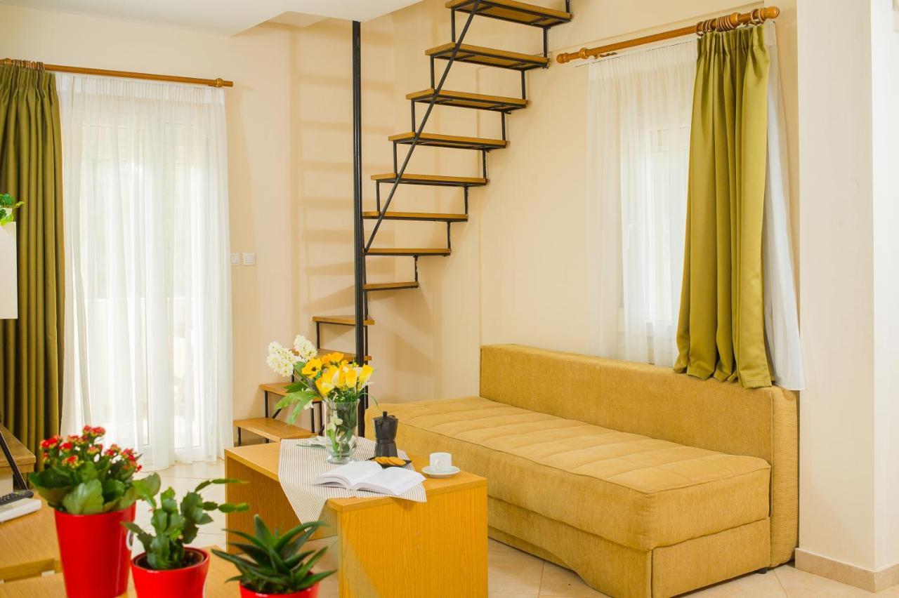 Monopetro Apartment Metamorfosi  Luaran gambar